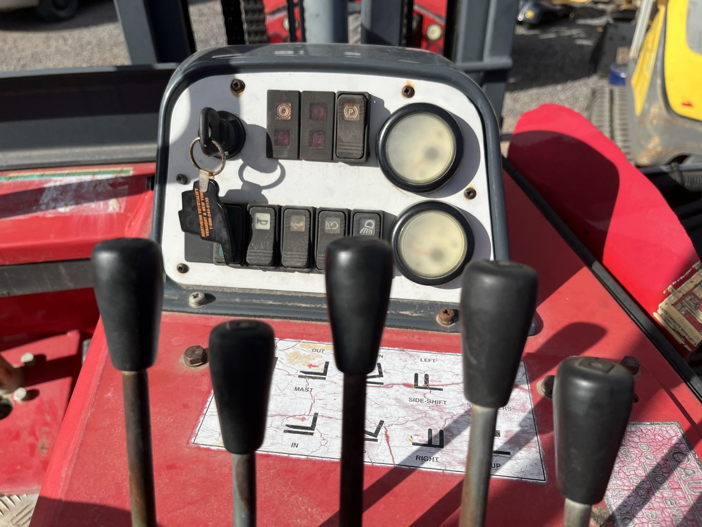 ./imagenes/INVOICE/2019/17433/MONTACARGAS MOFFETT M55 (3).JPG